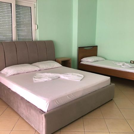 Lungomare Apartment Vlorë Εξωτερικό φωτογραφία