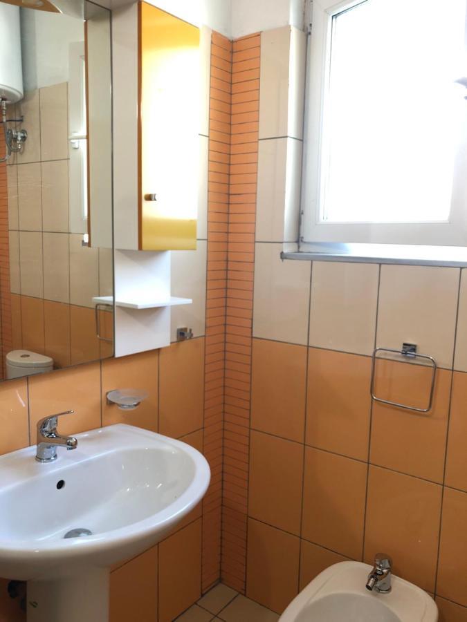 Lungomare Apartment Vlorë Εξωτερικό φωτογραφία
