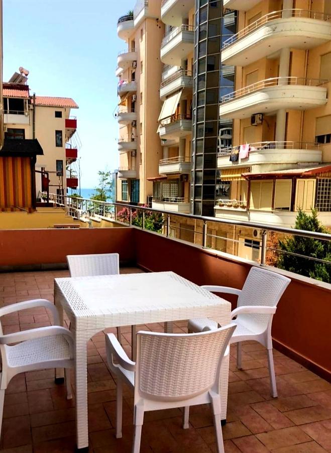 Lungomare Apartment Vlorë Εξωτερικό φωτογραφία